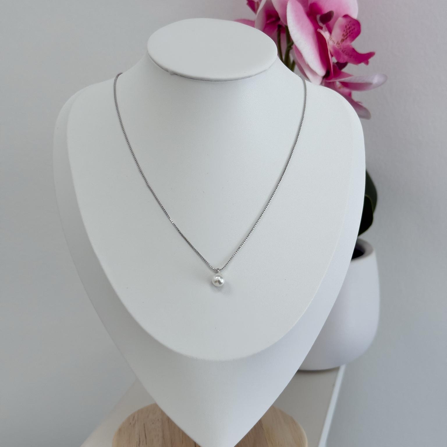 collier femme. idée cadeau