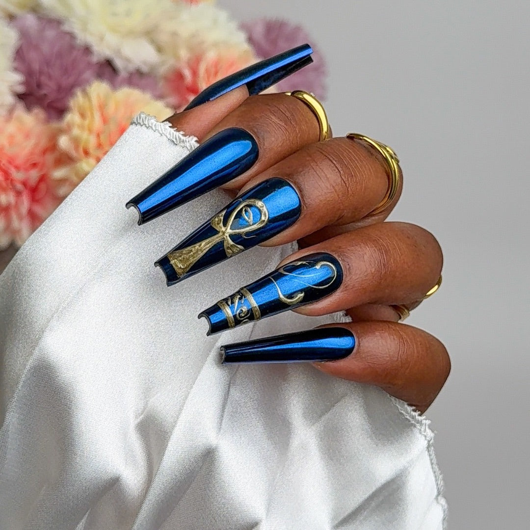 press on nails Anhké, faux ongles, ongles reutilisable. press on nails faits main. ongles bleu électrique