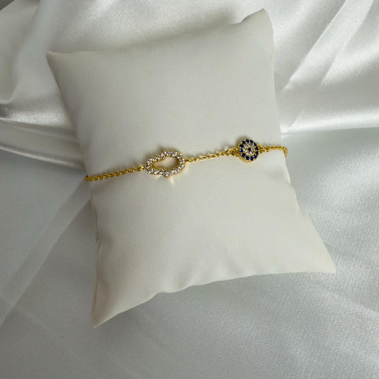 bijou de poignet pour femme. bracelet faith. idée cadeau bijou en acier inoxydable sans ternissure