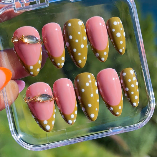 Rétro Olive Press on nails