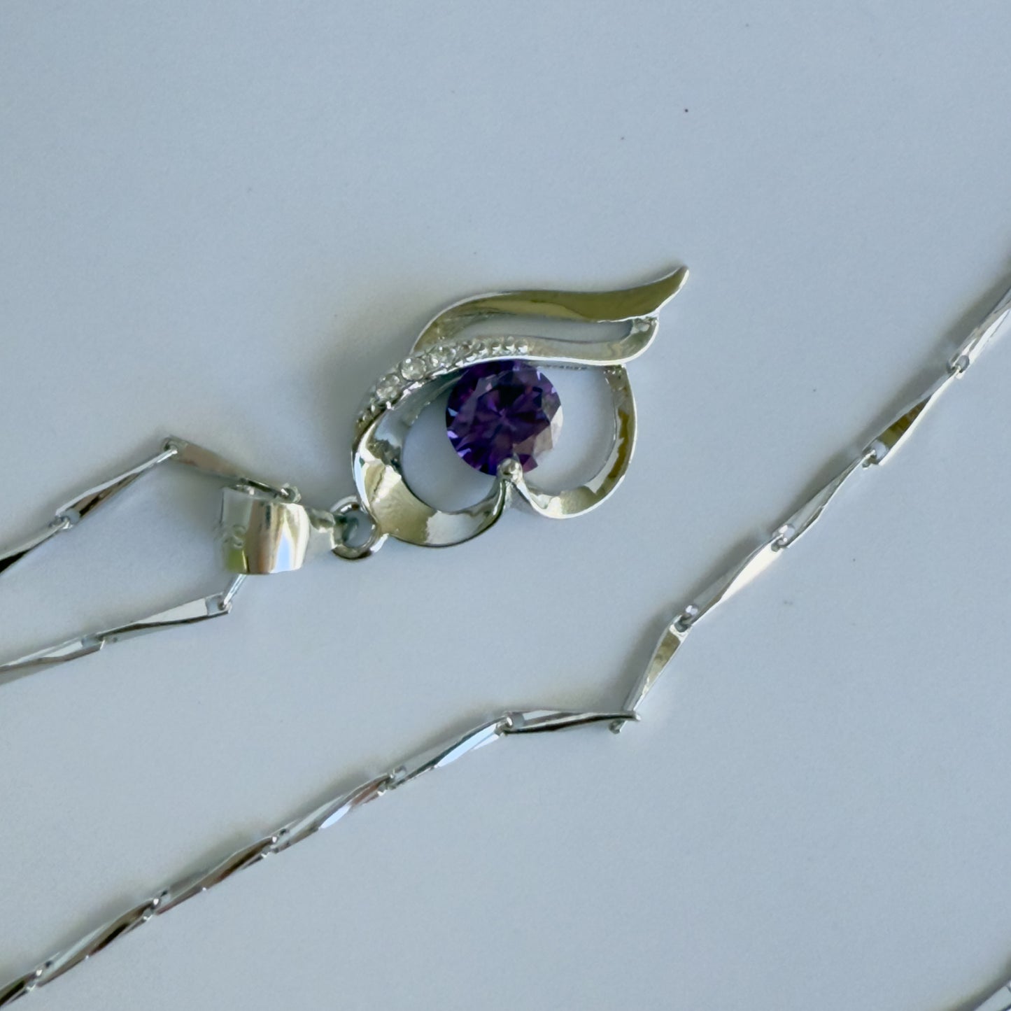 Violetta- Collier